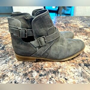 Rocket Dog Gray Suede Ankle Boots with Buckle Detail